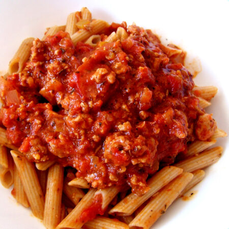 Penne oder Spaghetti alla Bolognese